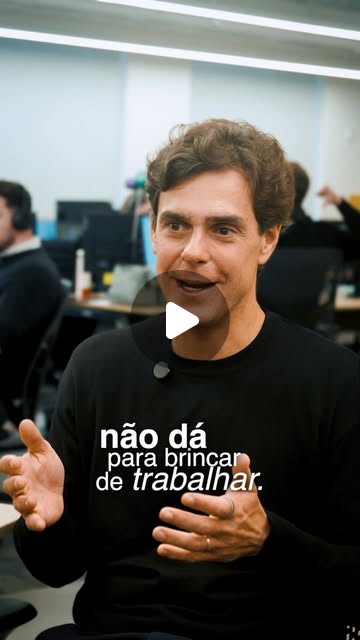 Guilherme Benchimol em reel no Instagram