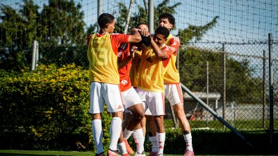 Inter goleia torneio sub mantém