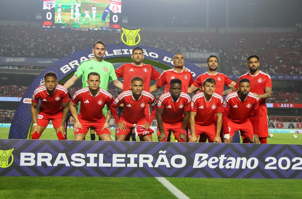 Inter afundado zona rebaixamento brasileirão