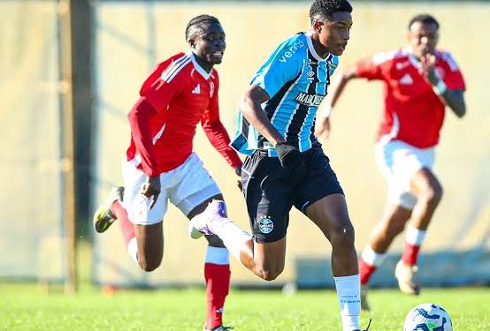 Véspera decisão profissional inter vence