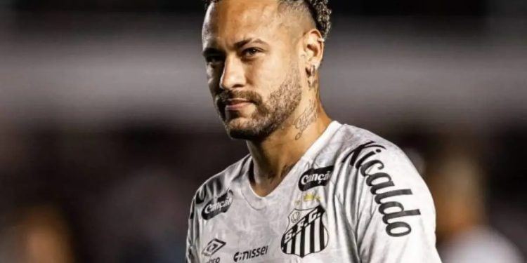Neymar irá enfrentar internacional brasileirão