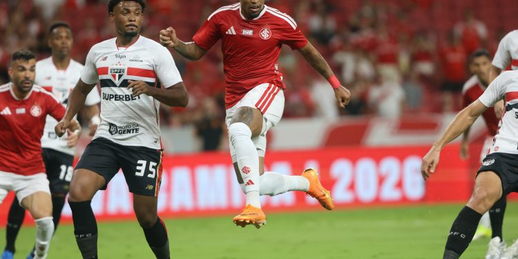 Paulo perde zagueiro confronto inter
