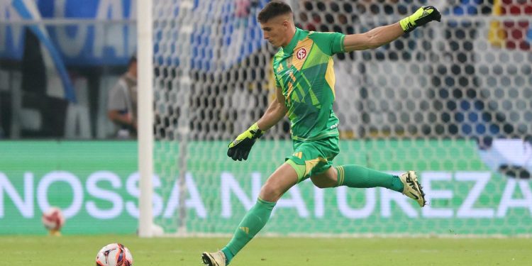 Sergio rochet surpreende reforçar internacional