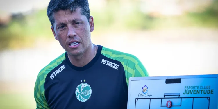 Thiago carpini assume afundado zona