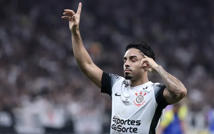 Titular corinthians cirurgia desfalcar internacional