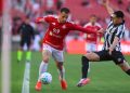 Torcedor infiltrado santos apanha beira