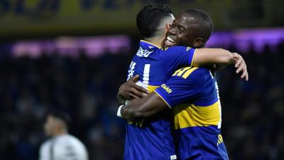 Valencia desencanta e faz os 3 gols da virada do Boca contra o Racing