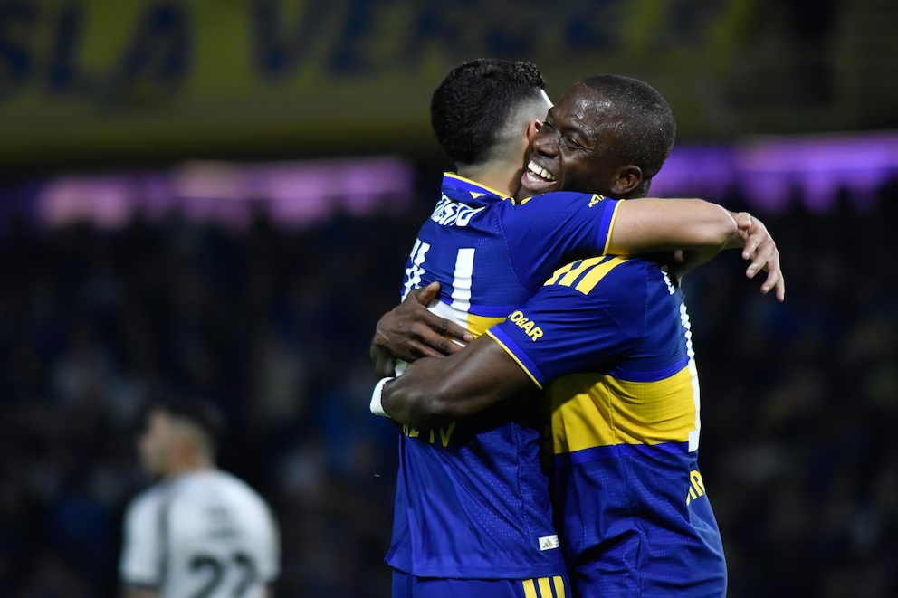 Valencia desencanta e faz os 3 gols da virada do Boca contra o Racing