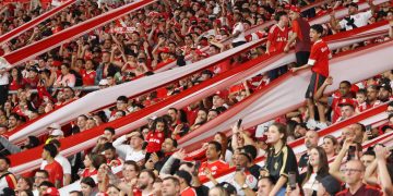 Veja inter possui beira rio