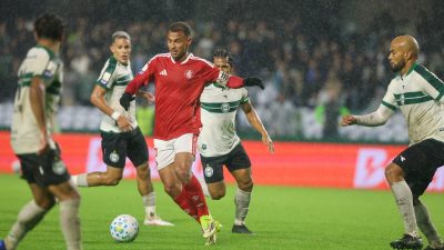 Adversário do Inter contra a queda demite técnico após derrota