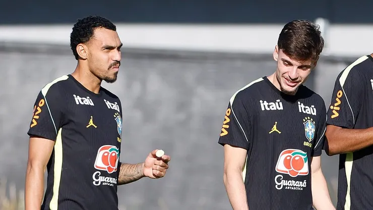 Corinthians terá convocados hugo souza