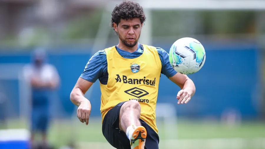 Cria inter virou auxiliar lateral