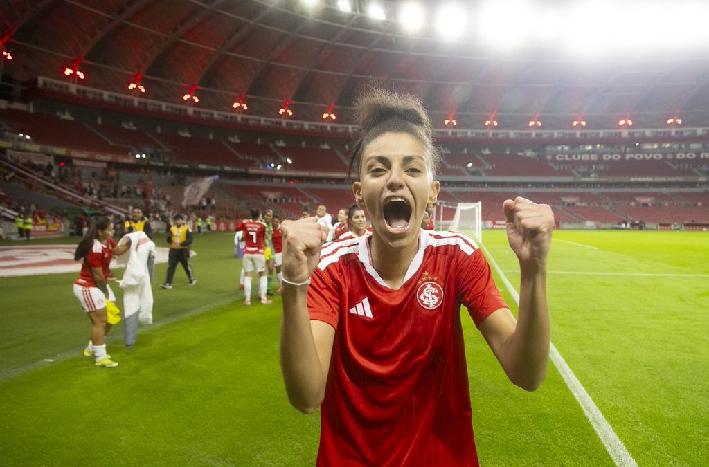 Inter feminino goleou fim semna