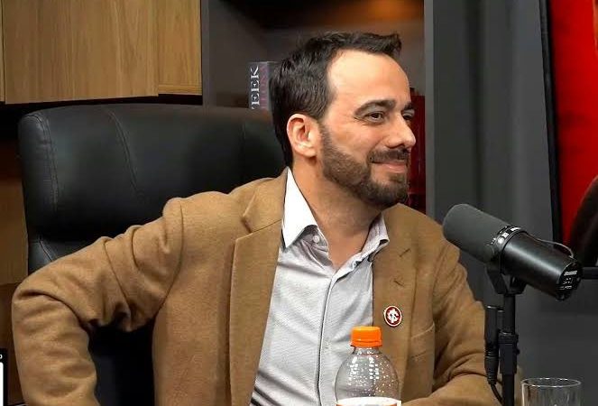 Leonardo Aquino acompanha GreNal 455 na Arena e destaca importância da união pelo Inter
